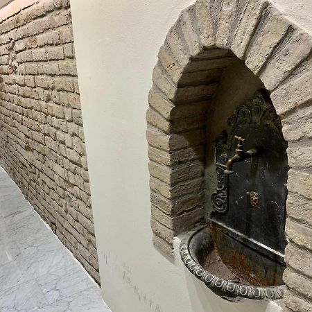 Apartamento Storico Ombelico Di Parma Exterior foto