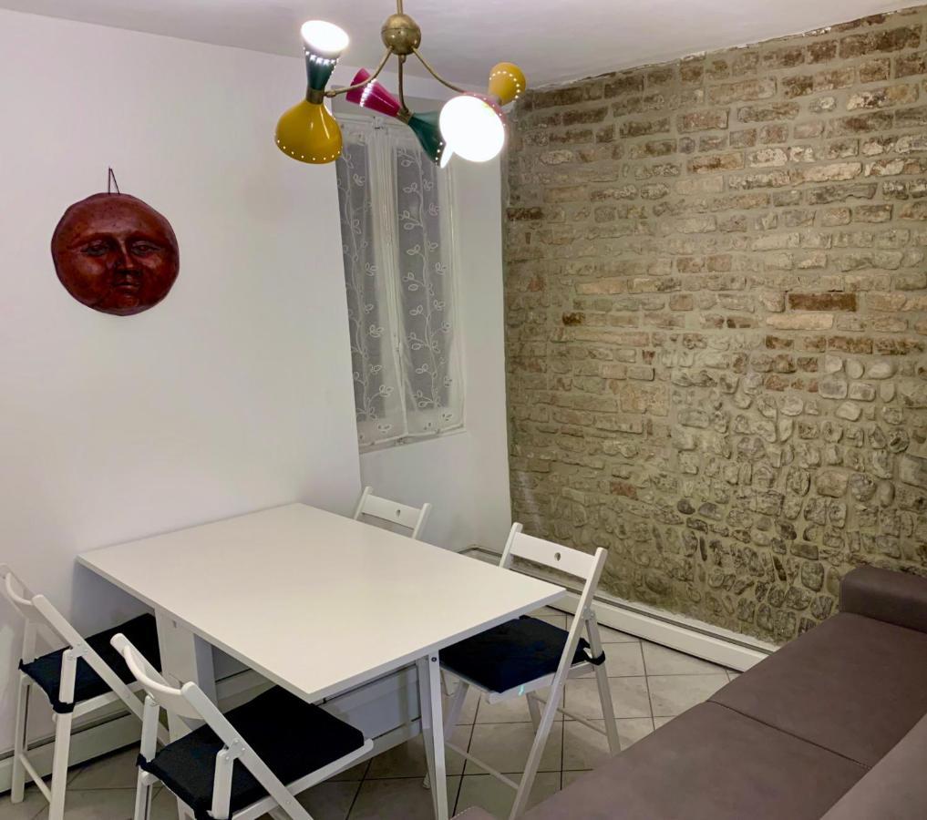 Apartamento Storico Ombelico Di Parma Exterior foto