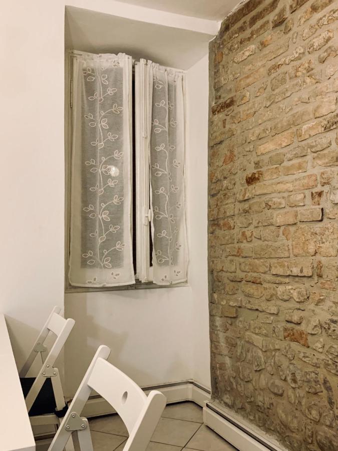 Apartamento Storico Ombelico Di Parma Exterior foto